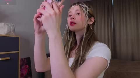 Diana online show from April 11, 2026, 2:38 am