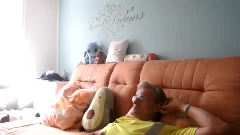 Snapshot of dirk6873 chatting on May 27, 2026, 9:28 am Adam Carla online show from May 27, 2026, 9:28 am