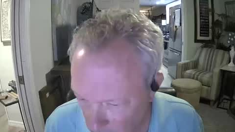 Snapshot of dirkpitt223 chatting on March 4, 2025, 1:12 am DirtkPitt Fun guy working online show from March 4, 2025, 1:12 am