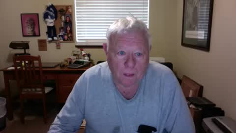 dirtrider195080438 online show from April 12, 2026, 5:29 pm