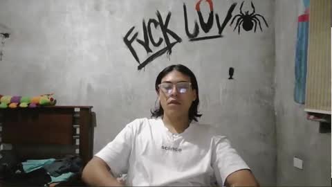 dirty model online show from March 28, 2026, 5:40 am