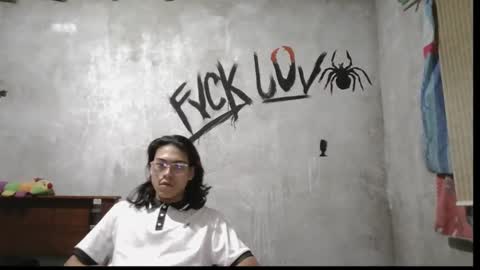 dirty model online show from April 7, 2026, 7:31 am