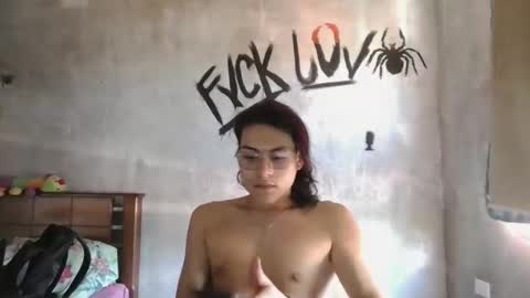 dirty model online show from April 12, 2026, 3:39 pm