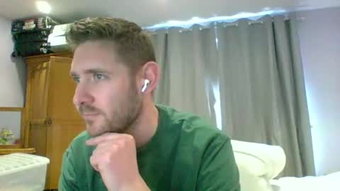 Snapshot of dirtylondon729 chatting on March 10, 2025, 12:48 pm Exhibitionist Ben online show from March 10, 2025, 12:48 pm