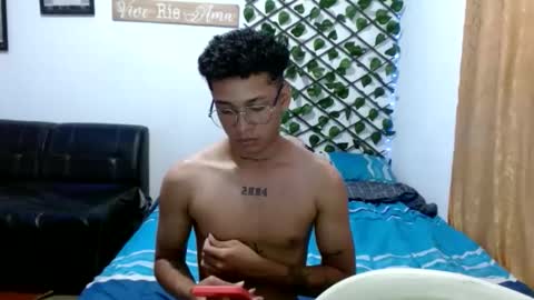 dirtyslimlatin online show from April 10, 2026, 7:07 pm