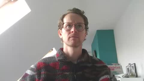 discovery_99 online show from October 28, 2025, 1:47 pm