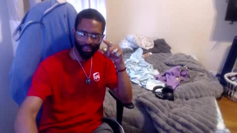 Snapshot of disr3sp3ctfully_dipp3d chatting on August 2, 2026, 4:05 pm Your Best Worst Nightmare online show from August 2, 2026, 4:05 pm