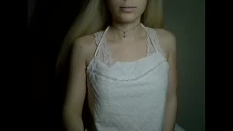 Snapshot of ditamilton chatting on December 29, 2024, 9:41 pm DitaMilton online show from December 29, 2024, 9:41 pm