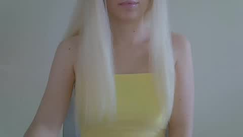 Snapshot of ditamilton chatting on February 25, 2025, 1:28 pm DitaMilton online show from February 25, 2025, 1:28 pm