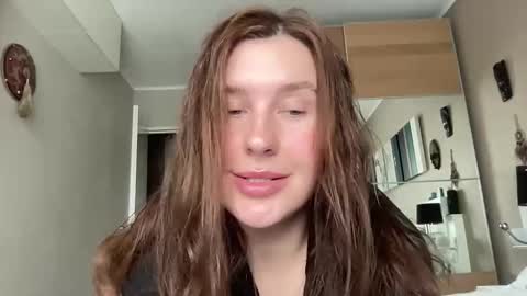 Valerie online show from October 21, 2025, 10:27 am