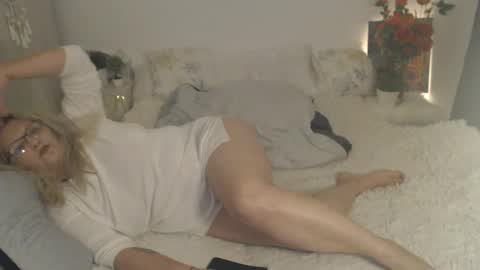 Alexxa online show from February 23, 2026, 11:35 pm