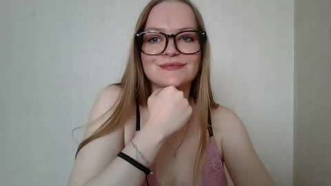 Snapshot of dixie_bangbang chatting on May 5, 2026, 10:01 am dixie_bangbang online show from May 5, 2026, 10:01 am