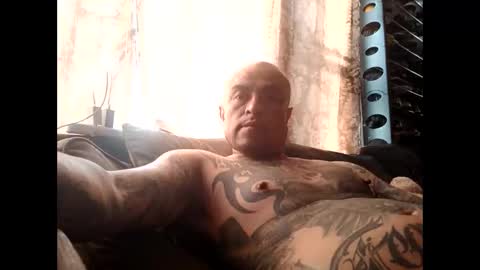 Snapshot of dixienormes chatting on April 19, 2026, 12:00 am dixienormes online show from April 19, 2026, 12:00 am