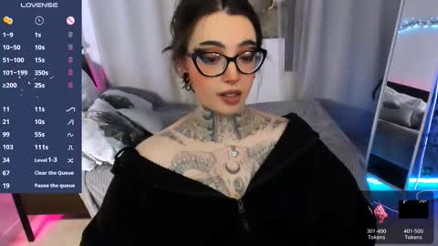 Snapshot of dixipixi_ chatting on February 5, 2026, 6:07 am dixipixi_ online show from February 5, 2026, 6:07 am