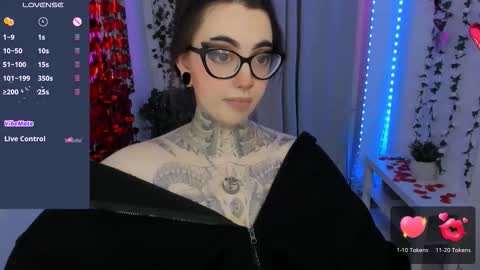 Snapshot of dixipixi_ chatting on February 27, 2026, 6:24 am dixipixi_ online show from February 27, 2026, 6:24 am