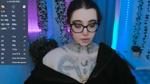 Snapshot of dixipixi_ chatting on March 8, 2026, 5:55 am dixipixi_ online show from March 8, 2026, 5:55 am