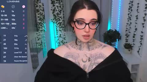 Snapshot of dixipixi_ chatting on March 22, 2026, 5:44 am dixipixi_ online show from March 22, 2026, 5:44 am