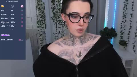 Snapshot of dixipixi_ chatting on March 27, 2026, 7:14 am dixipixi_ online show from March 27, 2026, 7:14 am