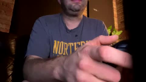 Snapshot of dj_chaterbate chatting on September 17, 2025, 5:42 am DJ Chaterbate online show from September 17, 2025, 5:42 am