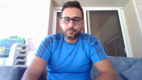 djac1987 online show from September 13, 2025, 7:08 am