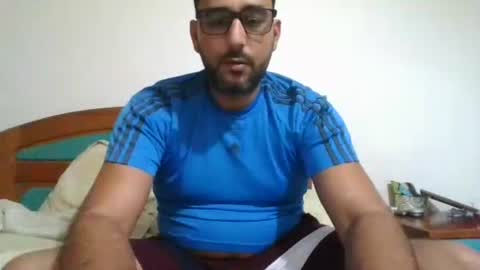 djac1987 online show from September 13, 2025, 11:37 pm