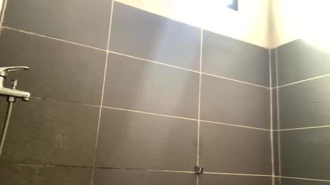 djayanah online show from April 22, 2026, 12:07 pm