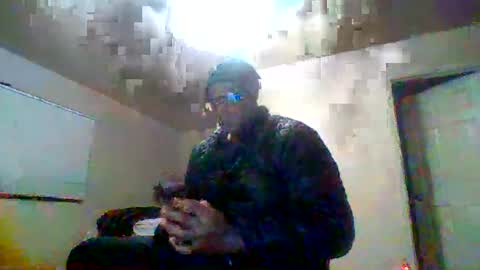 Snapshot of djbignuttsbrownass24 chatting on February 4, 2025, 4:05 am djbignuttsbrownass24 online show from February 4, 2025, 4:05 am