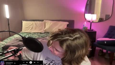 djentslut online show from December 4, 2024, 7:56 pm