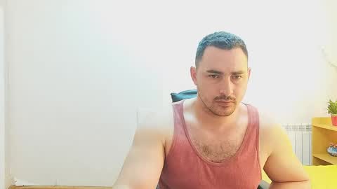 STR8 BOYv online show from May 26, 2026, 5:47 am