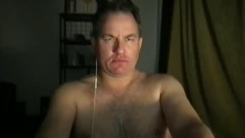 Snapshot of djswpy chatting on February 11, 2026, 7:13 am TriflinYoBitch online show from February 11, 2026, 7:13 am