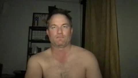 Snapshot of djswpy chatting on February 25, 2026, 5:39 am TriflinYoBitch online show from February 25, 2026, 5:39 am