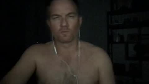 Snapshot of djswpy chatting on April 16, 2026, 8:37 am TriflinYoBitch online show from April 16, 2026, 8:37 am