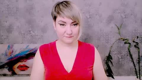 djullia online show from February 12, 2026, 6:19 am