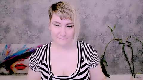 djullia online show from May 20, 2026, 6:19 am