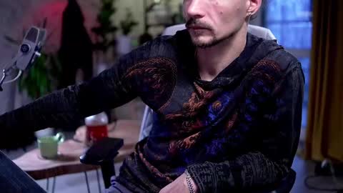 Silverhand online show from October 16, 2025, 6:47 am