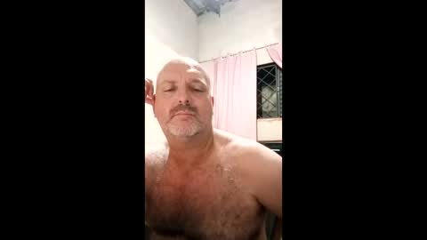 dllj1976 online show from April 8, 2026, 2:55 am