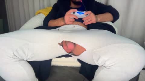 Snapshot of dmitirdarko chatting on June 27, 2026, 10:26 pm Dmitri online show from June 27, 2026, 10:26 pm