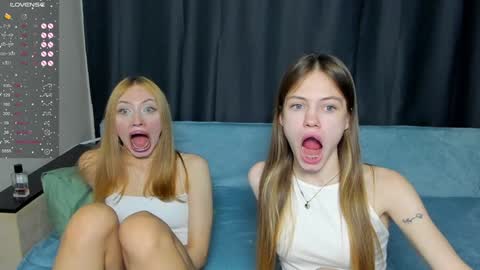 Polly and Kiriko online show from December 26, 2024, 3:16 am