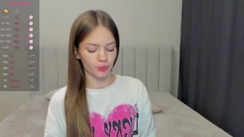 Polly and Kiriko online show from November 8, 2025, 11:32 am