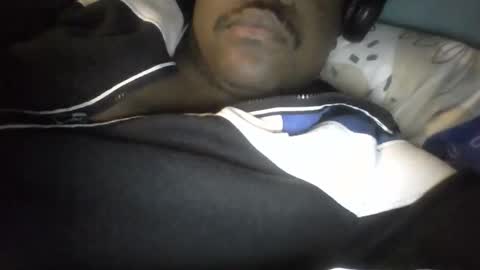 Snapshot of dockomodo77 chatting on October 5, 2025, 11:52 am Alex online show from October 5, 2025, 11:52 am