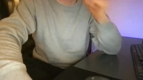 Snapshot of doctor_luv_69 chatting on March 8, 2026, 7:39 pm doctor_luv_69 online show from March 8, 2026, 7:39 pm