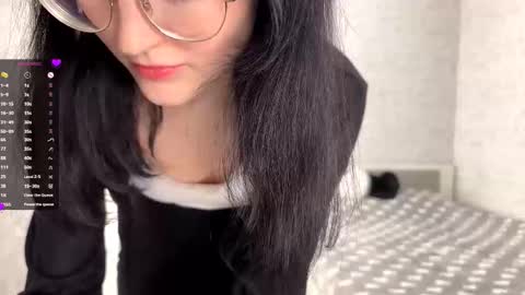 Snapshot of dodiebabikian chatting on October 15, 2025, 9:04 pm Annie PVT IS OPEN online show from October 15, 2025, 9:04 pm