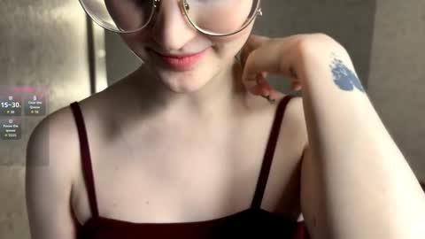 Snapshot of dodiebabikian chatting on May 22, 2026, 9:20 pm Annie PVT IS OPEN online show from May 22, 2026, 9:20 pm