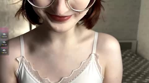 Snapshot of dodiebabikian chatting on June 10, 2026, 5:12 pm Annie PVT IS OPEN online show from June 10, 2026, 5:12 pm