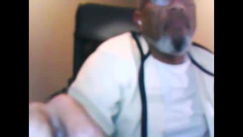 Snapshot of dofrank969 chatting on March 2, 2025, 3:34 am dofrank969 online show from March 2, 2025, 3:34 am