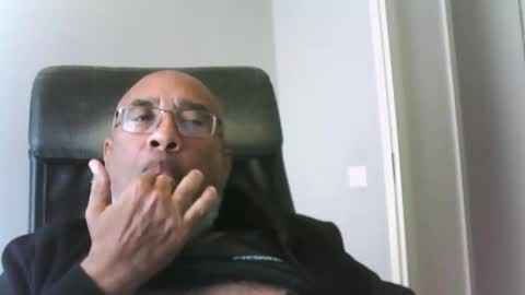 Snapshot of dofrank969 chatting on November 6, 2025, 9:54 am dofrank969 online show from November 6, 2025, 9:54 am