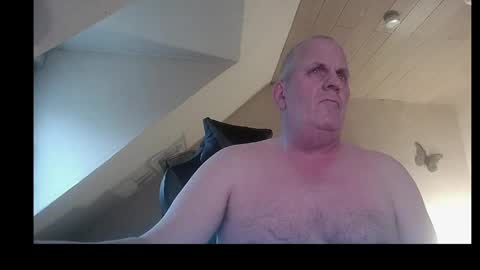 doggy2629 online show from April 2, 2026, 4:59 pm