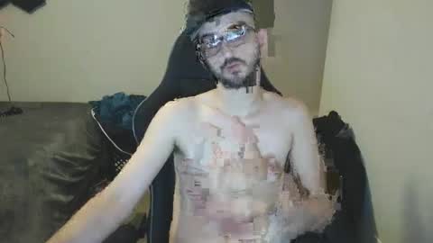 Snapshot of doghouse77 chatting on December 1, 2025, 2:49 am Steve online show from December 1, 2025, 2:49 am