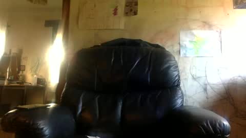 dogstarmanitee online show from February 4, 2025, 8:35 am