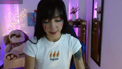 Fiorella Clown online show from May 27, 2026, 12:02 pm